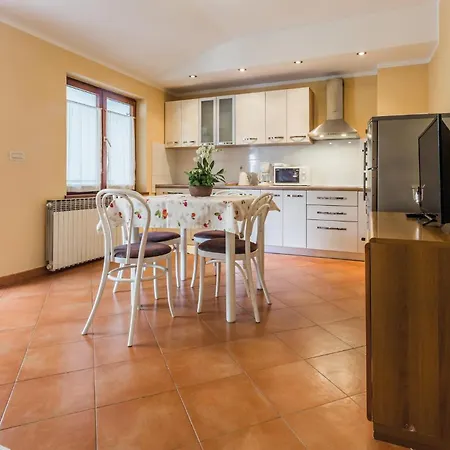Gorgeous In With Kitchen * Porec