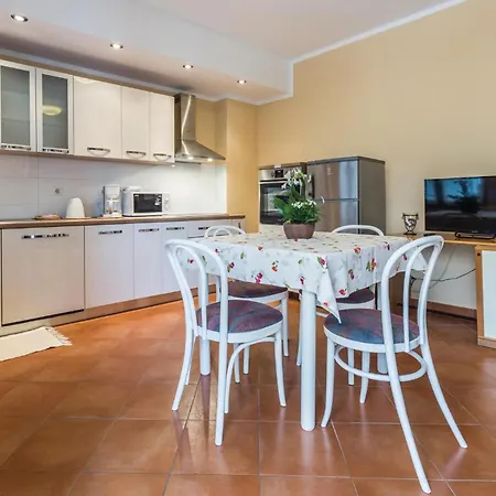 Apartmán Gorgeous In With Kitchen